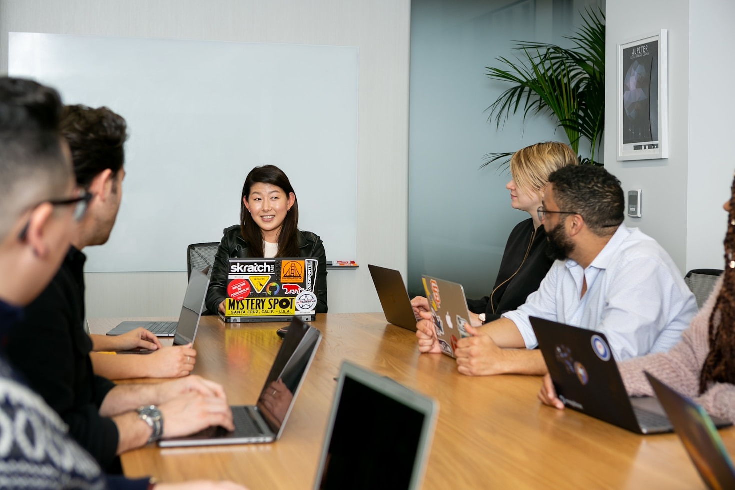 Building a Cohesive Brand Identity Online